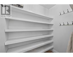 28 - 1478 ADELAIDE STREET N - 25