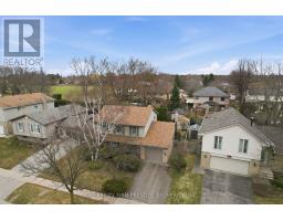 126 GARDENVALE CRESCENT - 2