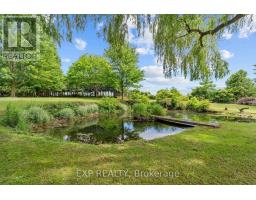 128 BROOKFIELD STREET - 36