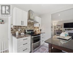 138 FENNELL CRESCENT - 13