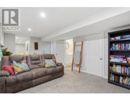 138 FENNELL CRESCENT - 24