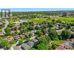 138 FENNELL CRESCENT - 41