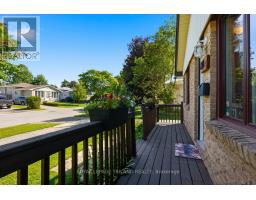 138 FENNELL CRESCENT - 5