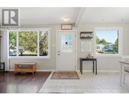 138 FENNELL CRESCENT - 6