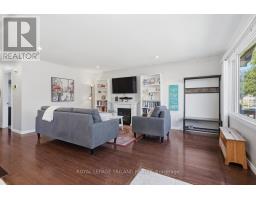 138 FENNELL CRESCENT - 8