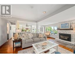 547 EDITH CAVELL BOULEVARD - 16