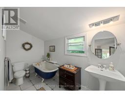 547 EDITH CAVELL BOULEVARD - 20