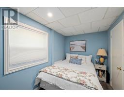 547 EDITH CAVELL BOULEVARD - 27