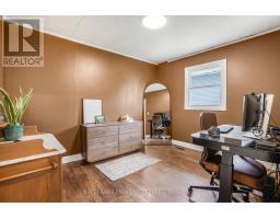 100 LEMUEL STREET - 23