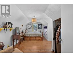 297 STEPHEN STREET - 28