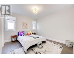 1521 MEDWAY PARK DRIVE - 30