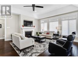 46 ERIN PLACE - 12