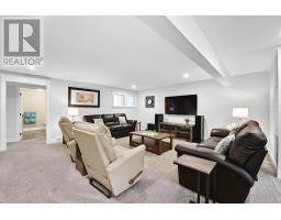 46 ERIN PLACE - 30