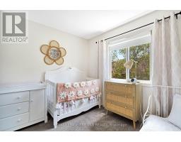 18 SIFTON DRIVE - 22