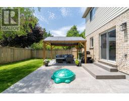 18 SIFTON DRIVE - 36