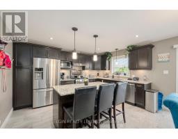 45 BRENMAR CRESCENT - 12