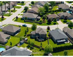 45 BRENMAR CRESCENT - 32