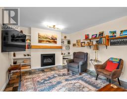 180 CAMDEN CRESCENT - 24