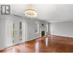 17 - 340 AMBLESIDE DRIVE - 27