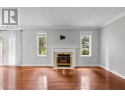 17 - 340 AMBLESIDE DRIVE - 29
