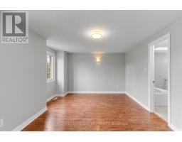 17 - 340 AMBLESIDE DRIVE - 32