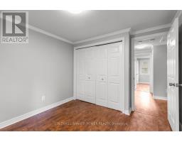 17 - 340 AMBLESIDE DRIVE - 42