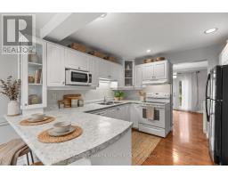 17 - 340 AMBLESIDE DRIVE - 6
