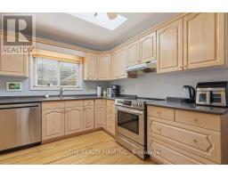 23 FRONTENAC ROAD - 17