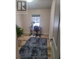 18 - 75049 HENSALL ROAD - 15