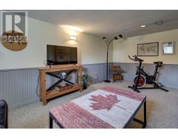 697 VICTORIA STREET - 26