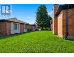23 - 65 FIDDLERS GREEN ROAD - 38