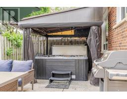 212 KING EDWARD AVENUE - 33