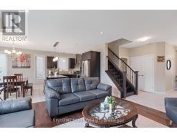 402 TANSBURY STREET N - 9