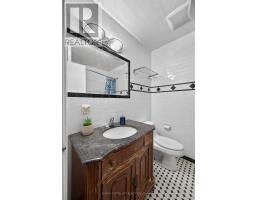 3 - 720 WONDERLAND ROAD S - 25