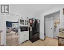 3 - 720 WONDERLAND ROAD S - 8