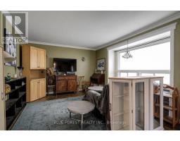 371 FLANDERS ROW - 4