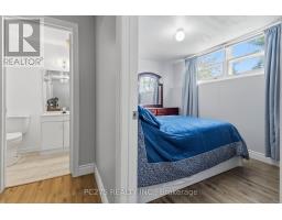 615 DEVERON CRESCENT - 32
