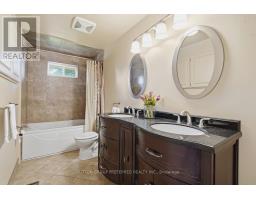 151 ST CLAIR CRESCENT - 26