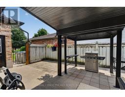 56 PARKVIEW CRESCENT - 39
