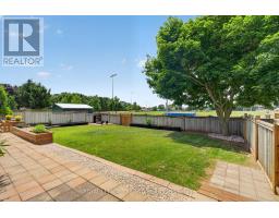 56 PARKVIEW CRESCENT - 48