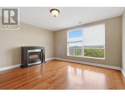 802 - 250 PALL MALL STREET - 21