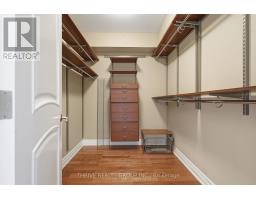 802 - 250 PALL MALL STREET - 22