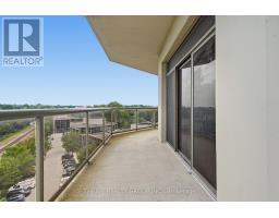 802 - 250 PALL MALL STREET - 31