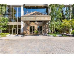 802 - 250 PALL MALL STREET - 44
