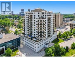 802 - 250 PALL MALL STREET - 45