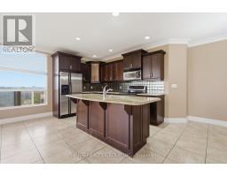 802 - 250 PALL MALL STREET - 6