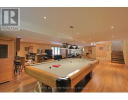 9956 PINETREE CRESCENT - 34
