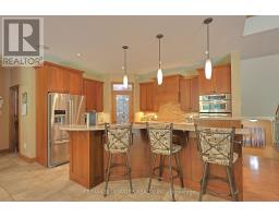 9956 PINETREE CRESCENT - 4