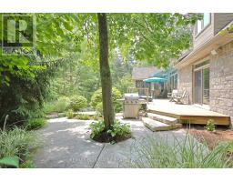 9956 PINETREE CRESCENT - 42