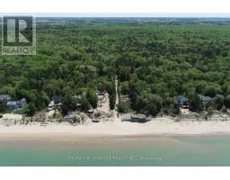9956 PINETREE CRESCENT - 49